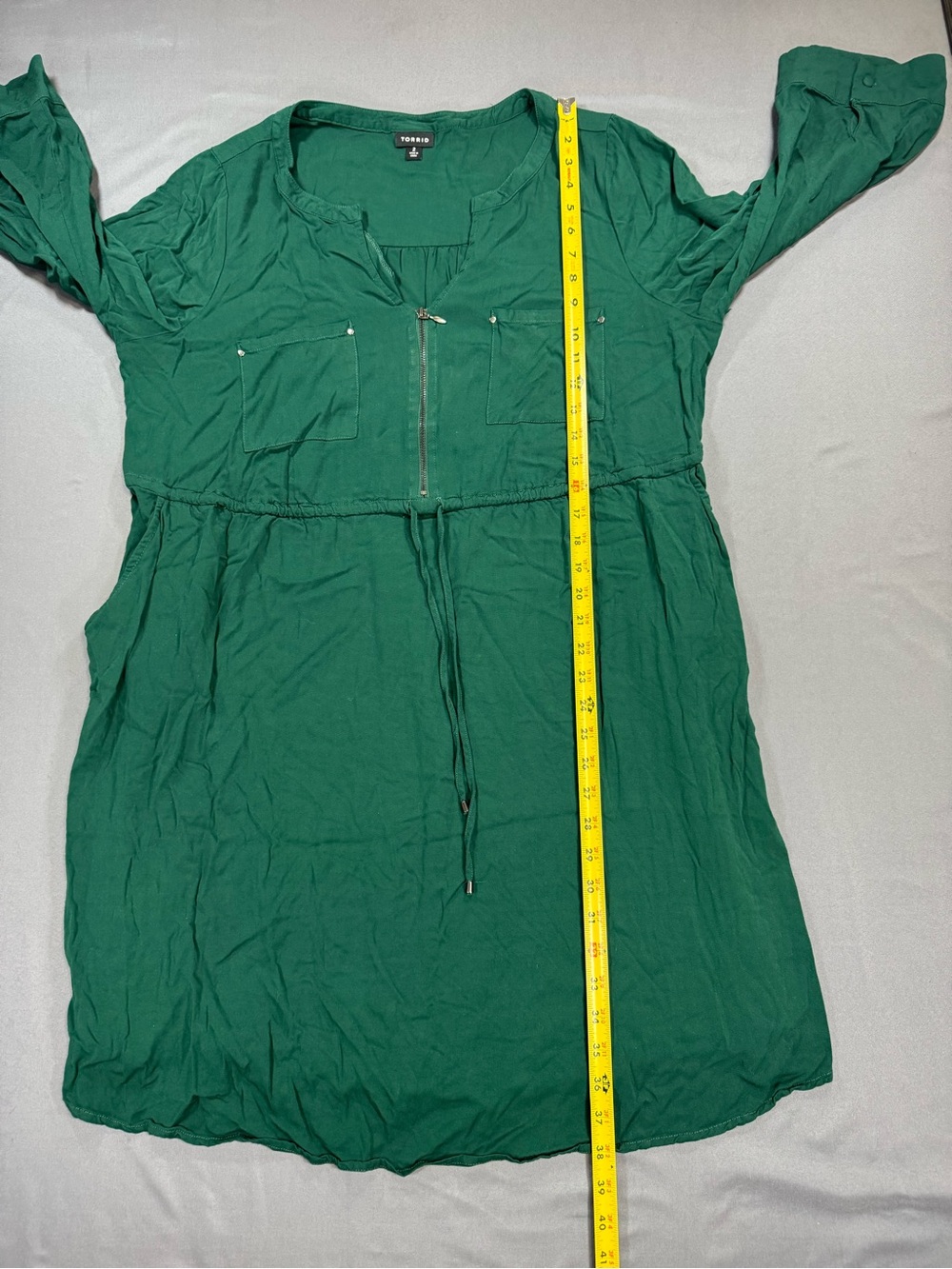 torrid Emerald Green Zip-Front Drawstring Midi Shirt Dress - Picture 7 of 7
